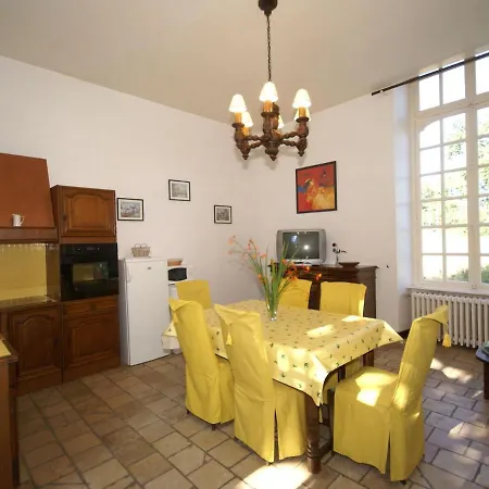 Holiday home Elegant With Garden Near Beaches *