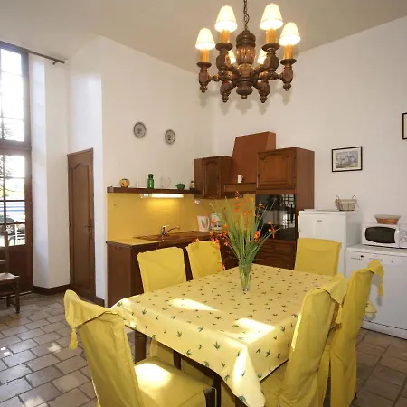 Elegant With Garden Near Beaches *